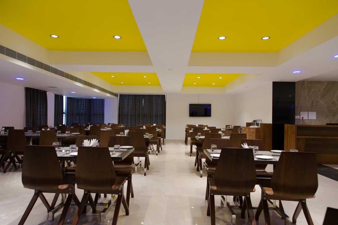 Hotel Hills Tirupattur Tiruppatur Kültér fotó
