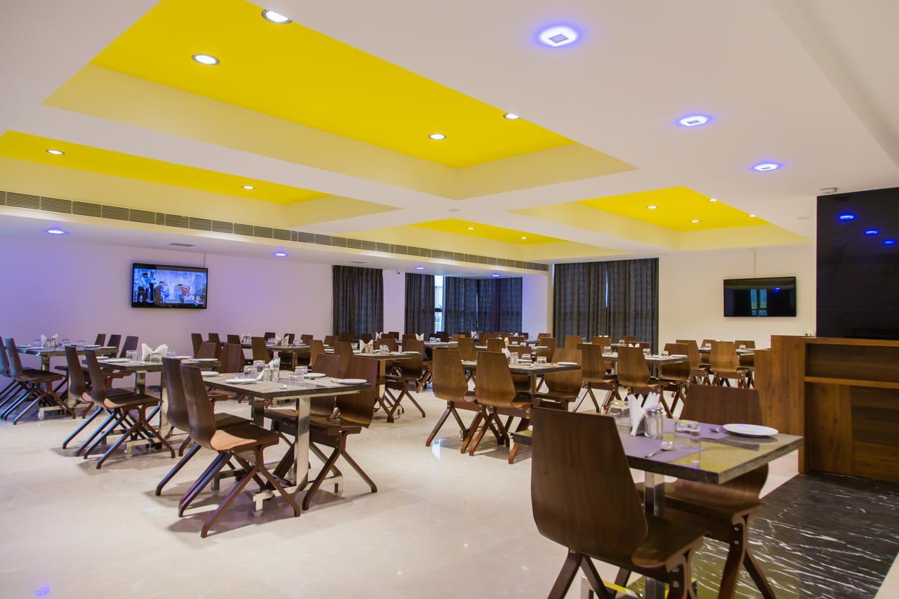 Hotel Hills Tirupattur Tiruppatur Kültér fotó
