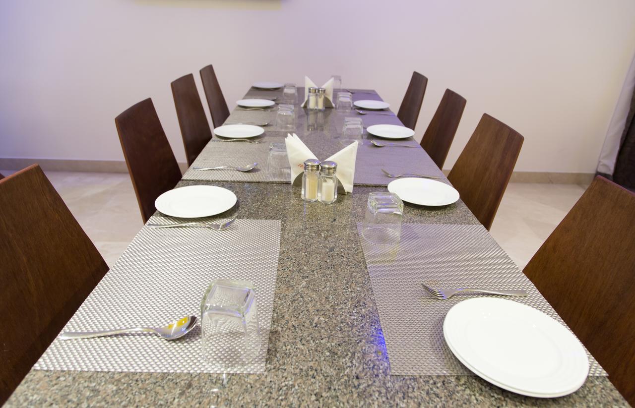 Hotel Hills Tirupattur Tiruppatur Kültér fotó